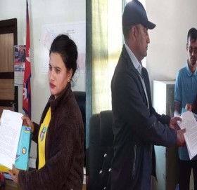 बाजुराका पत्रकारहरुले बुझाए नेपाल टेलिकम र प्रशासनमा एडिएसएल राउटर र ज्ञापन पत्र