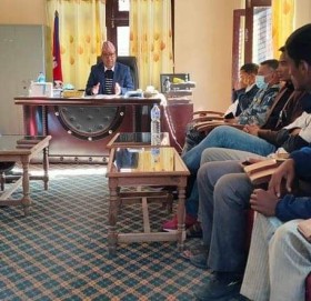 बझाङ प्रशासनकै लाप्रवाहि: पीडितले पाएनन् राहत: वडाअध्यक्षका आसेपासेले पाए राहत