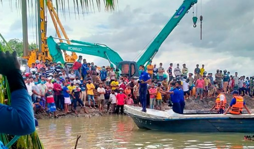 श्रीलंकामा डुंगा पल्टिँदा ६ जनाको मृत्यु ११ जना घाइते