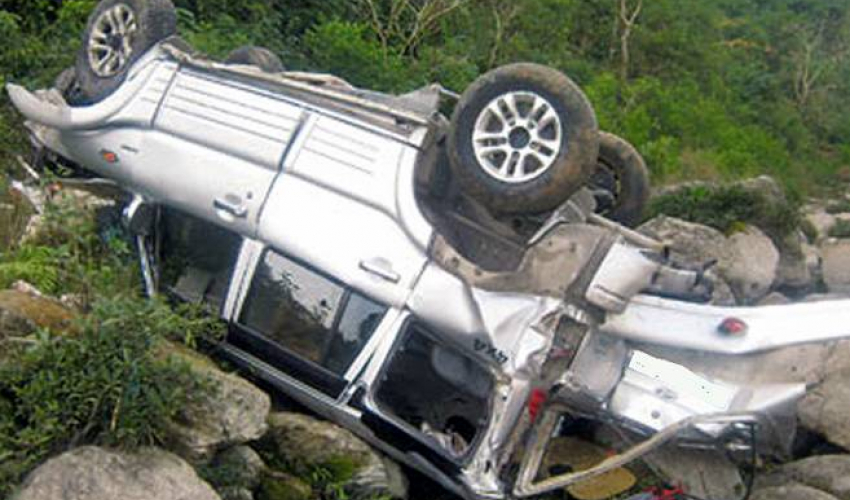 जीप दुर्घटना हुँदा चार जनाको मृत्यु