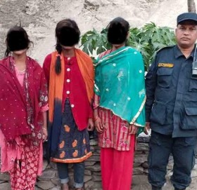 बाजुरामा फरार ३ बालिकाको कालिकोट बाट उद्धार