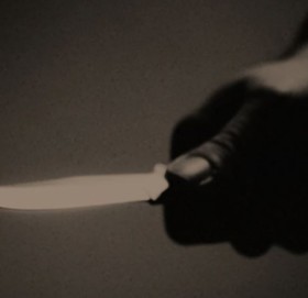 सामूहिक आक्रमण, चक्कु प्रहारबाट एक युवक घाइते