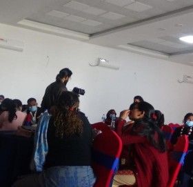 बाजुराको संकटासन्न समुदायका महिलाको प्रश्न, ‘खाने अन्न छैन, कहाँ छ सरकार ?’