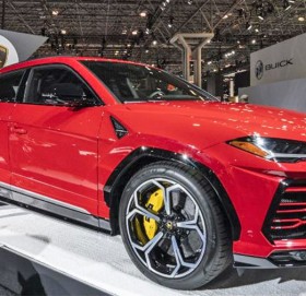 कोभिड-१९ राहत कोषबाट पैसा निकालेर महँगा कार र घडी !