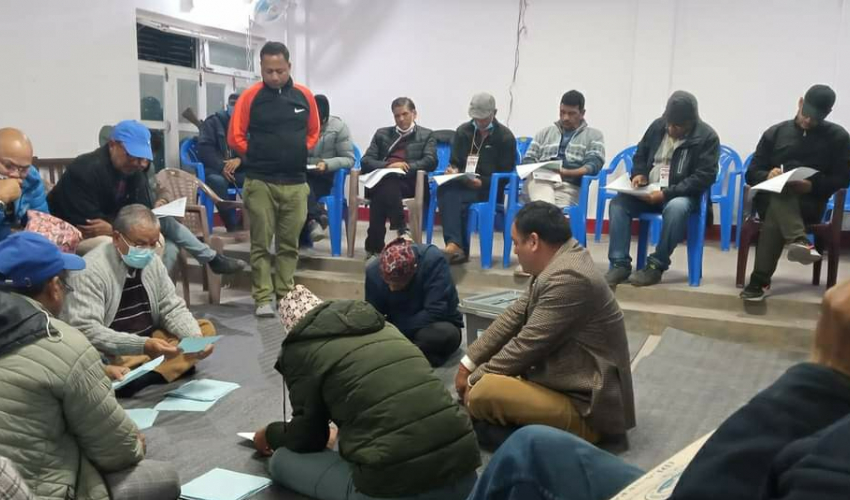 सुदूरपश्चिम प्रदेश अधिवेशन : देउवा पक्षको बलायर प्यानल जित नजिक, कसको मत कति ?