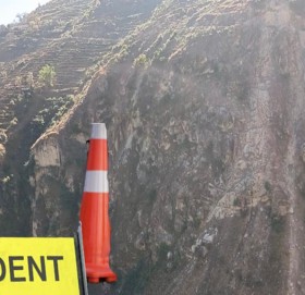 बाजुरा दुर्घटना अपडेड ः कणार्ली नदिमा ट्रक खस्दा दुई जनाको मृत्यु हुनेको सनाखत