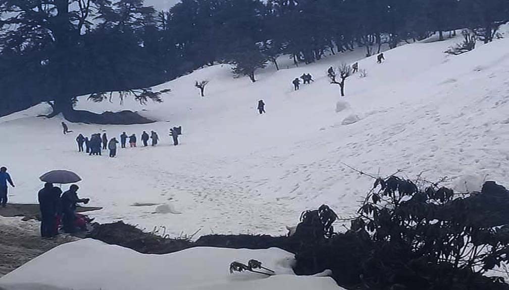 बाजुराका उच्च पहाडी र हिमाली क्षेत्रमा हिमपात
