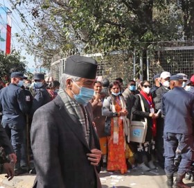 कांग्रेसको नयाँ नेतृत्व चुन्न मतदान सुरु