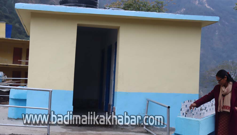 बाजुराकाे बडिमालिका नगरपालिकाका २५ बिद्यालय तिन तारे बन्दै