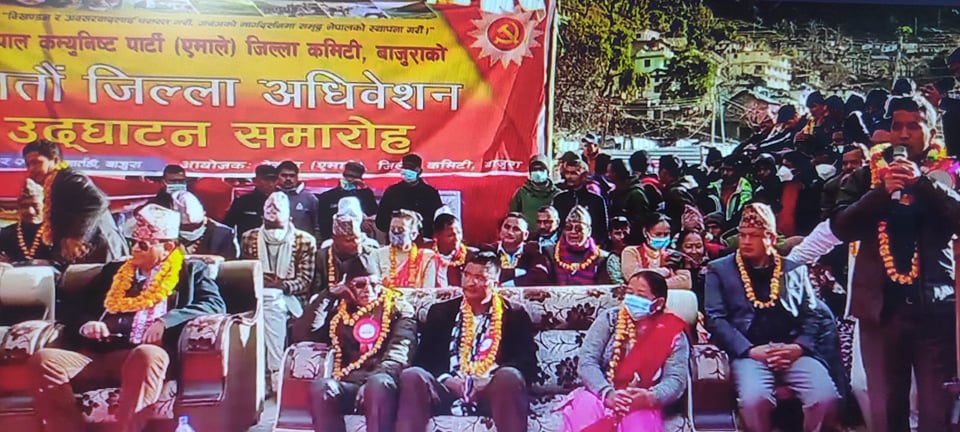 पदकै लागि माधव नेपालले पार्टी छोडेका हुन : प्रदेश सासंद रेग्मी