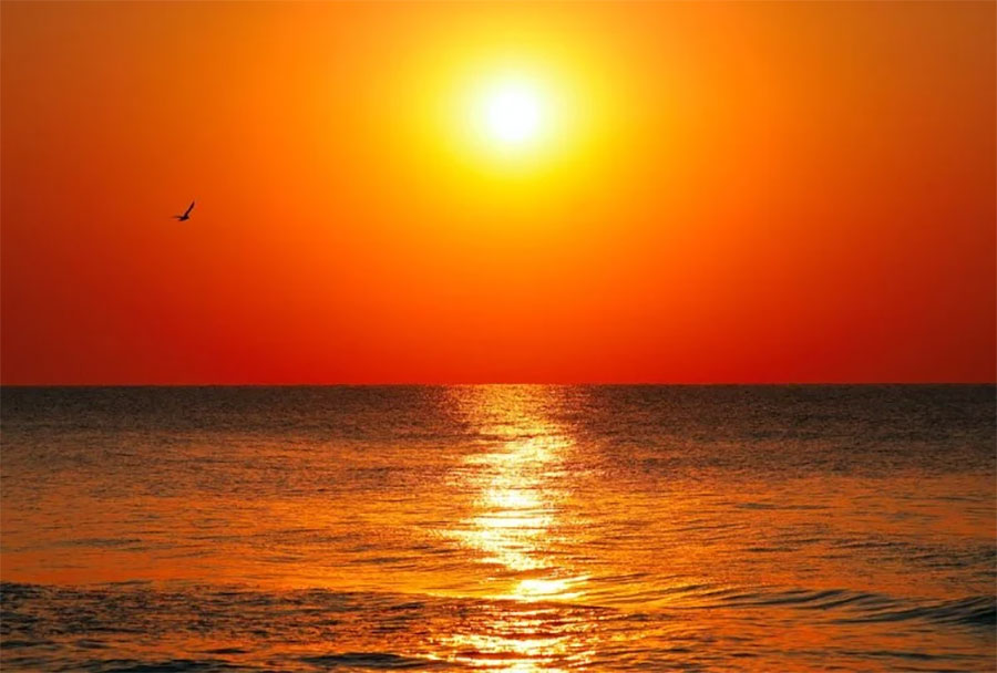 ४० मिनेटको रात हुने सहर, जहाँ मध्यरातमा सूर्य उदाउँछ