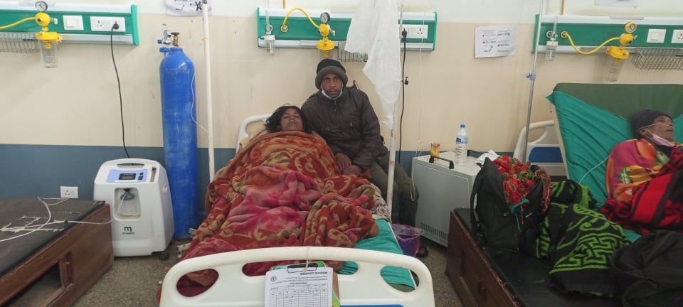 असुरक्षित गर्भपतनले जिवनमरणको दोसाधमा कालि थापा, उपचारमा आर्थिक समस्या