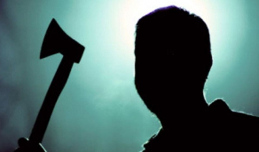 बझाङमा छोराले बन्चरो प्रहार गर्दा बुवा गम्भीर घाइते