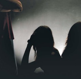 महिला कर्मचारीलाई कार्यकक्षभित्रै बन्धक बनाएर मार्ने धम्की