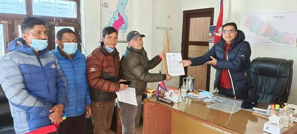 मुक्ती मोर्चाले बुझायो प्रधानमन्त्रीलाई ज्ञापन पत्र