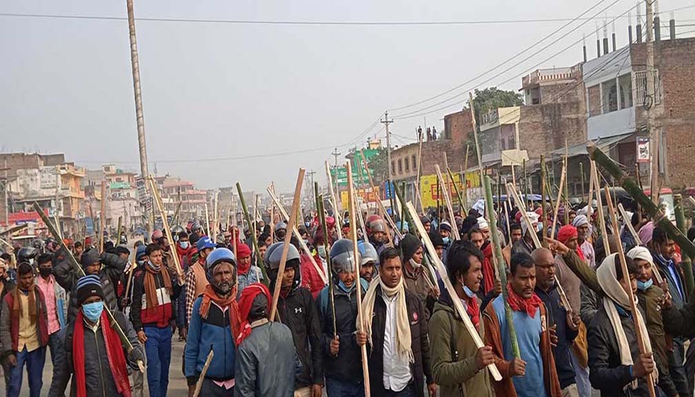 जनकपुरमा जनमत पार्टीका कार्यकर्ता र प्रहरीबीच झडप