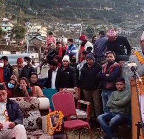 शेर बहादुर देउवाको भाग्यमा प्रधानमन्त्री हुन लेखीएको होइन, चोलेन्द्रको कृपा हो : केन्द्रीय सदस्य थापा