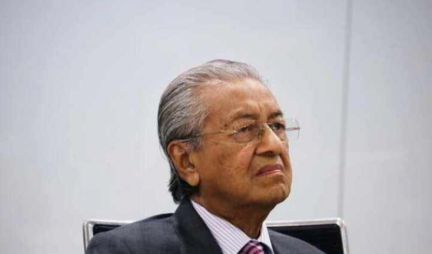 मलेसियाका पूर्व प्रधानमन्त्री महाथिर अस्पताल भर्ना