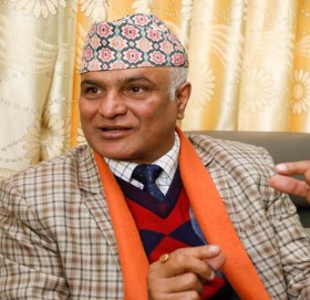 नारायणहिटी ठेक्का प्रकरण : भेषनारायण दाहालले दिए राजीनामा