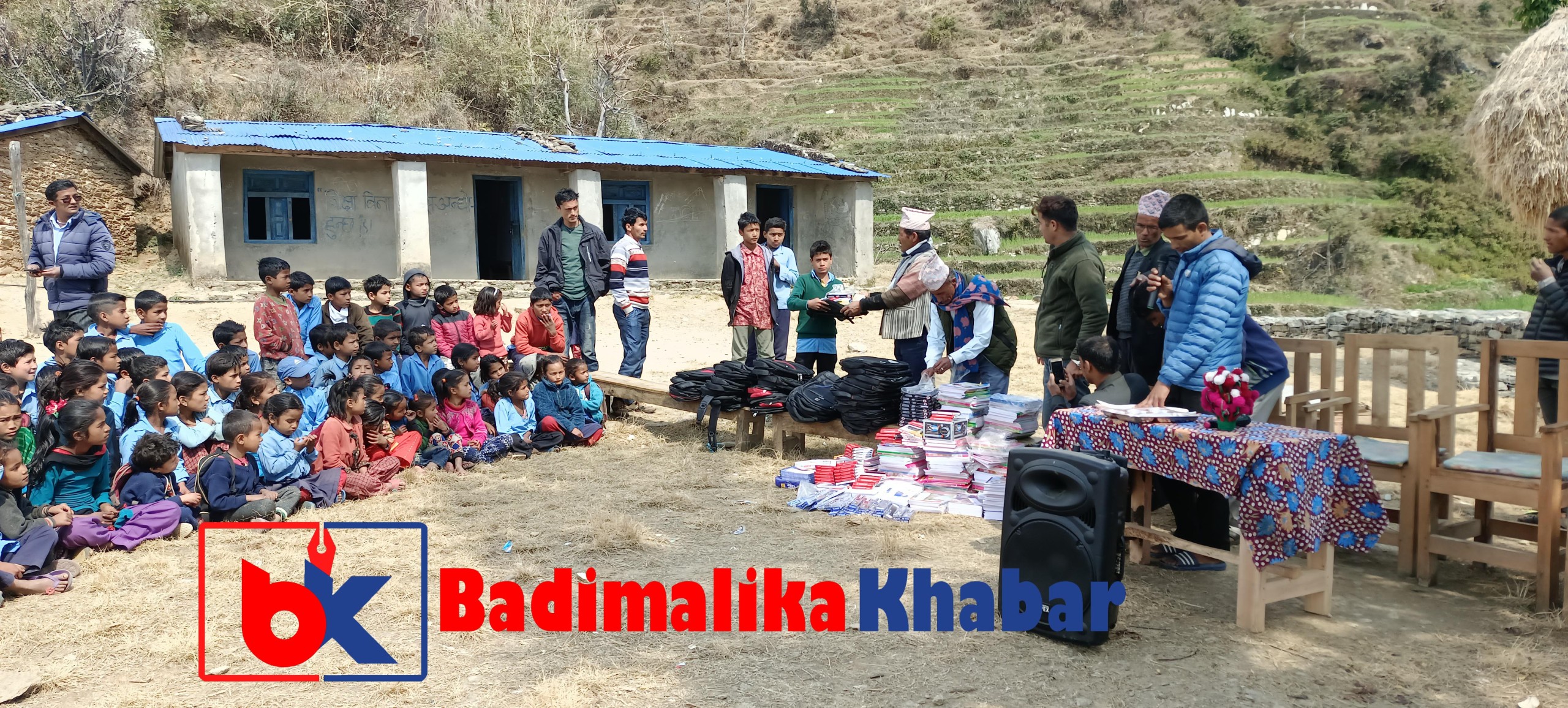 विपन्न ४० जना वालवालिकालाई शैक्षिक सामाग्रि सहयोग