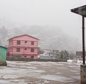 बाजुरा सदरमुकाम मार्तडीमा हिमपात