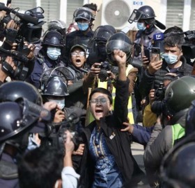 काठमाडौंमा एमसीसीविरुद्ध प्रदर्शन गर्ने १३७ जना पक्राउ