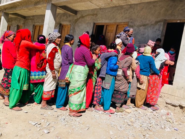 गौमुलमा निशुल्क आयुर्वेद तथा बैकल्पीक चिकित्सा शिविर सम्पन्न