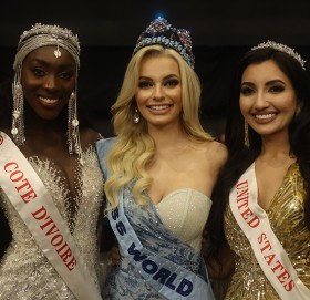 को हुन् यस वर्षकी विश्व सुन्दरी ?