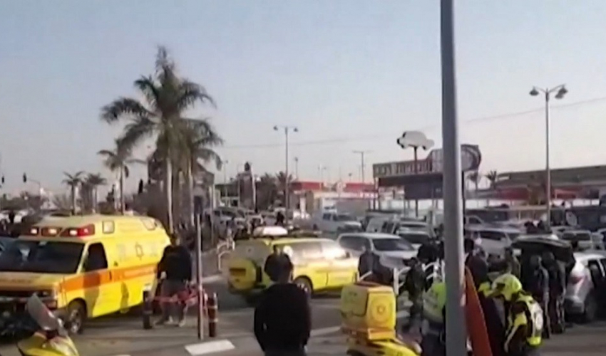 इजरायलमा छुरा प्रहारबाट चार जनाको मृत्यु, कैयौँ घाइते