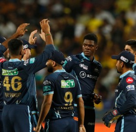 आईपीएलमा चेन्नई गुजरातसँग पराजित