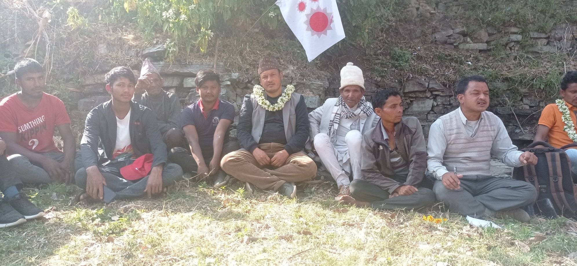 बडीमालिकामा एमालेले घरदैलो अभियान छाेट्याउदै