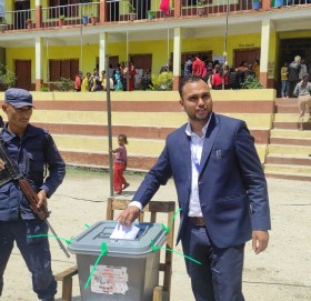 बदर मतको संख्या कम गर्न बाजुरामा नमुना मतदान