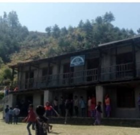 बझाङको दुई मतदान केन्द्रमा शंकास्पद बस्तु राखेको पाइयो