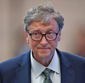 कुन मोबाइल प्रयोग गर्छन् बिल गेट्सले ?