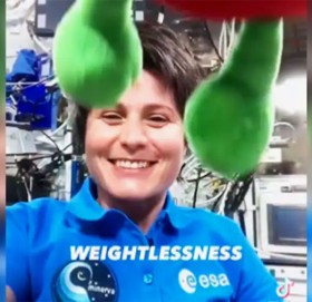 यो हो अन्तरिक्षमा बनाइएको पहिलो टिकटक (भिडियोसहित)