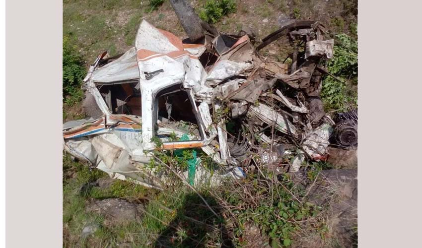 दार्चुलामा विजयी जुलुसमा सहभागी हुन हिँडेको हायस दुर्घटना, ३ जनाको मृत्यु