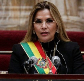 बोलिभियाकी पूर्वराष्ट्रपति अनेजलाई १० वर्ष जेल सजायको फैसला