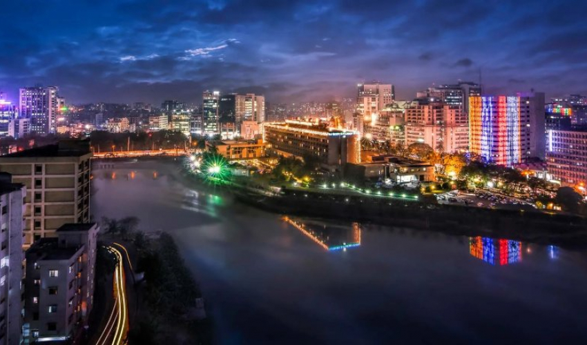 बङ्गलादेशमा बेलुका ८ बजेपछि बजार पसल बन्द हुने