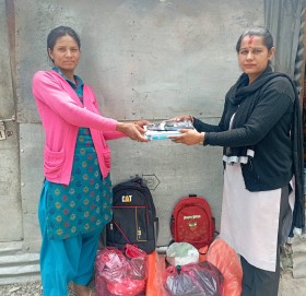 बुढिनन्दा नगरपालिका कुरुकी कला धामीलाई आर्थिक सहयोग