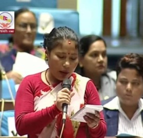 गृहमन्त्री खांणडले राजिनामा दिनुपर्छ:(सांसद आशा बिक)