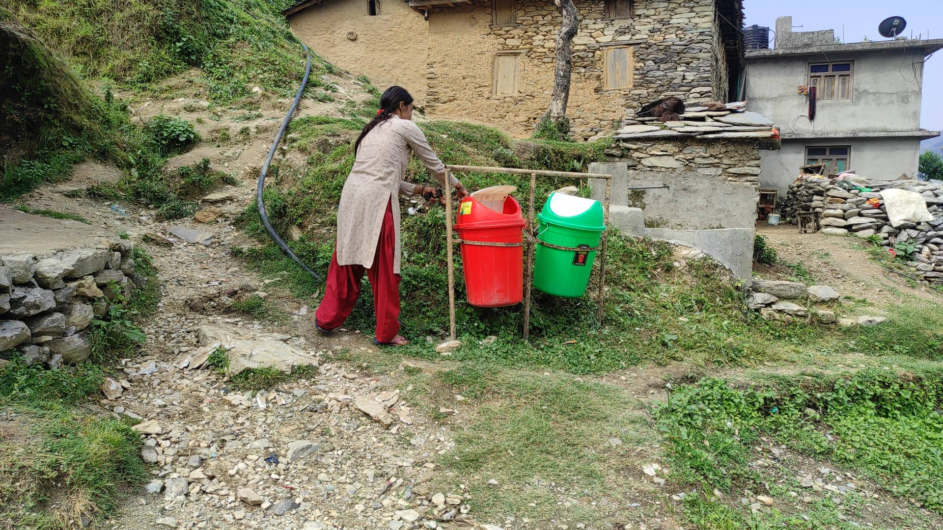 सरसफाईमा सक्रिय  बन्दै मार्तडीका महिला