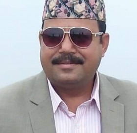 एमाले कैलालीका अध्यक्ष थापालाई जिम्मेवारीबाट हटाइयो