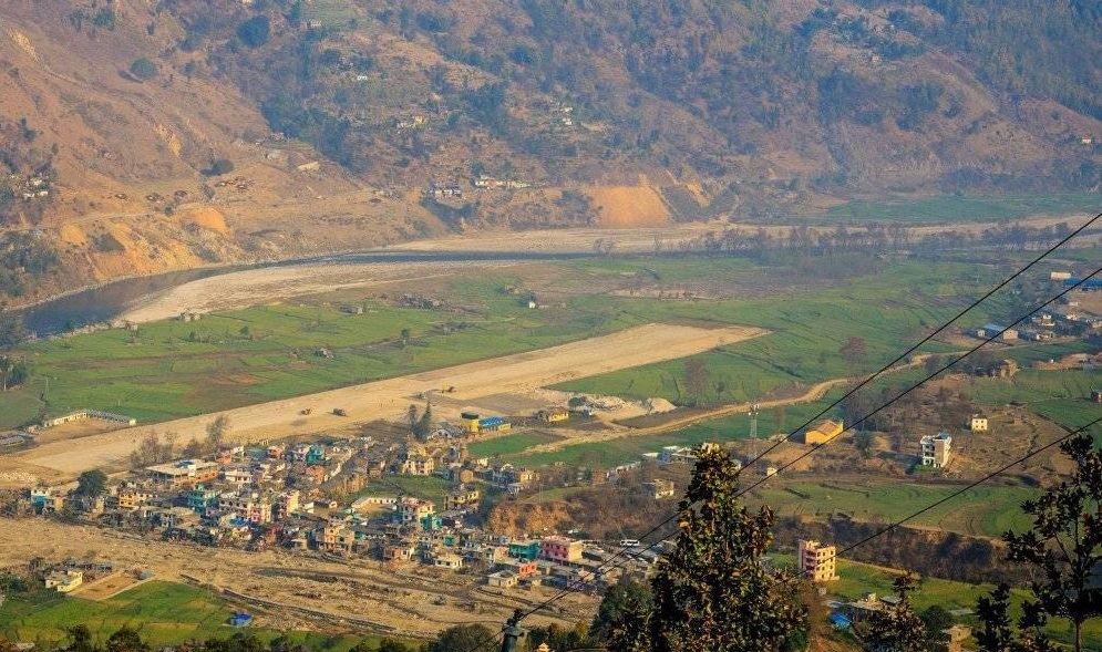 सडक डिभिजन अछामले दियाे पाँच निर्माण व्यवसायीलाई समयमा काम सम्पन्न गर्न निर्देशन