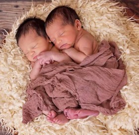 गर्भवती महिला पुनः गर्भवती भइन्, एकसाथ जन्मिए जुम्ल्याहा बच्चा