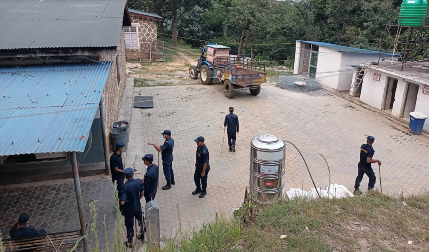 अछाम घटनाः पोस्टमार्टमपछि आफन्तले शव बुझे, मेयरसहित १३ जनाविरुद्ध किटानी जाहेरी