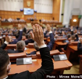 अध्ययन भन्छ : आम जनताभन्दा धेरै बाँच्छन् नेताहरु, कारण यस्तो छ