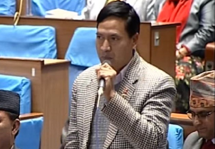 गाँजासम्बन्धि विधेयक संसदमा अघि नबढेपछि शेरबहादुर तामाङ आक्रोशित