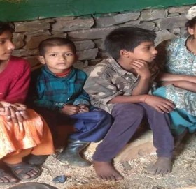 बडिमालिका ७ का ४ बालबालिका भारतको सिम्लामा अलपत्र