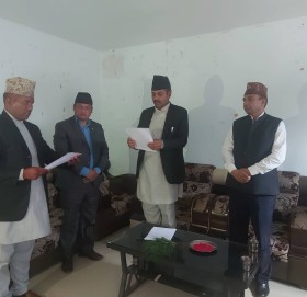 बुढीगंगा नगरपालिकाका नवनिर्बाचित प्रमुख बाँनियाले लिए पद तथा गोपनियताको शपथ