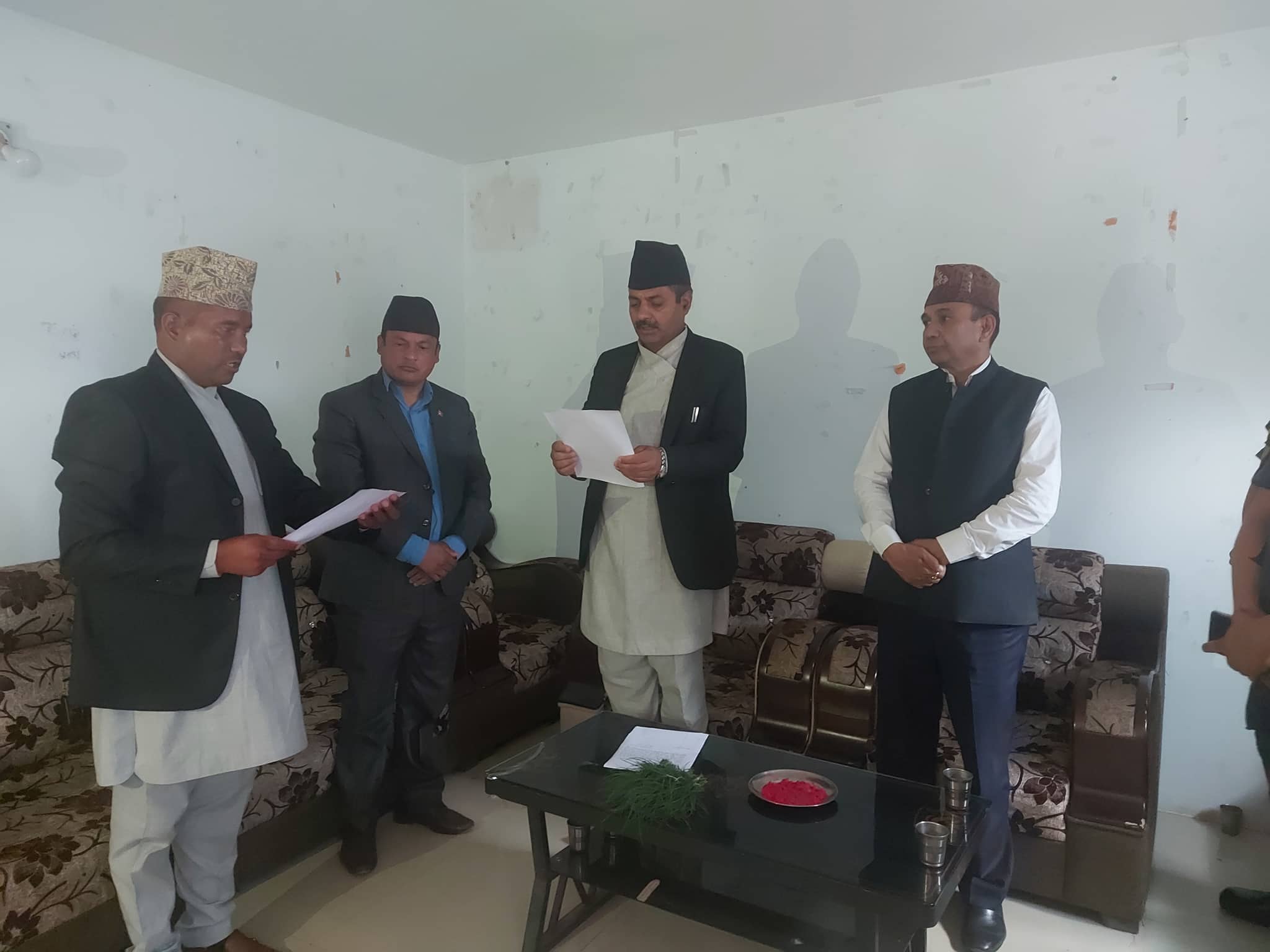 बुढीगंगा नगरपालिकाका नवनिर्बाचित प्रमुख बाँनियाले लिए पद तथा गोपनियताको शपथ